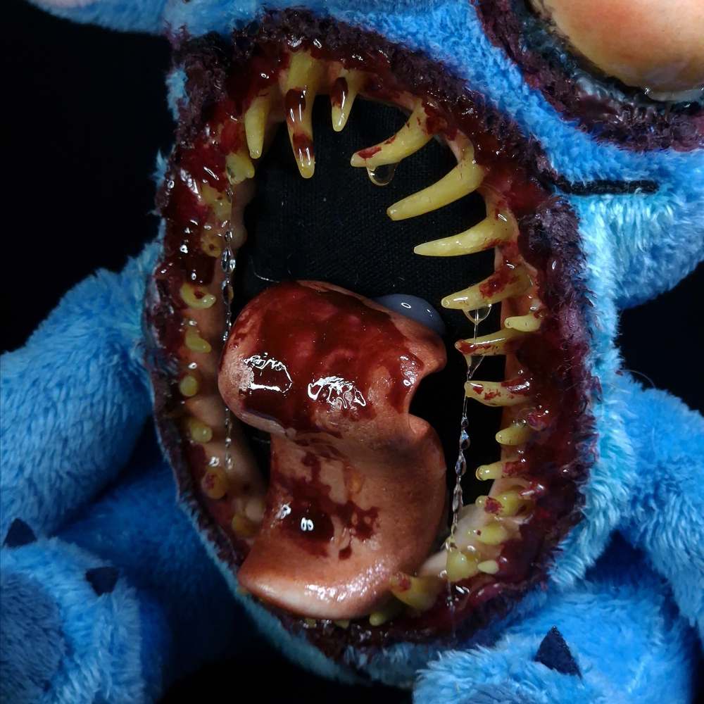 Saritasangerart Lilo & Stitch - Horror handmade stitch Peluche - Bleu